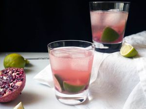 20151104-Sparkling-Pomegranate-Caipirinha-cocktails-Elana-Lepkowski.jpg