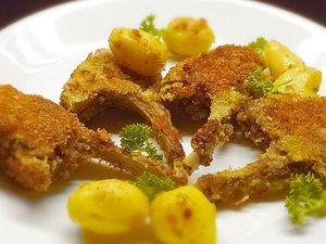 2014.26.01-goat-Crumb-Chops.jpg