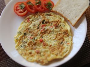 20130527-INDIAN-MASALA-OMELETTE-WEB.jpg