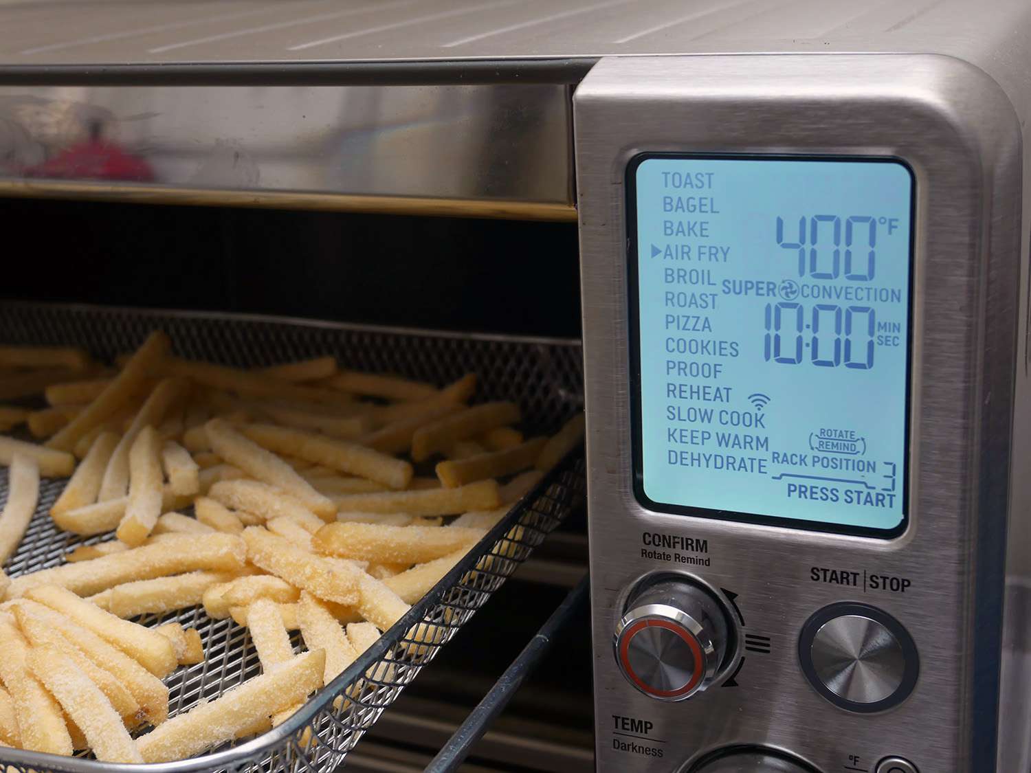 closeup photo of the screen with the cooking functions