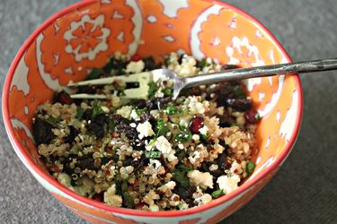 20140707-Grain-Salads-Quinoa-Sumac-Vinaigrette-Jennifer-Olvera.jpg