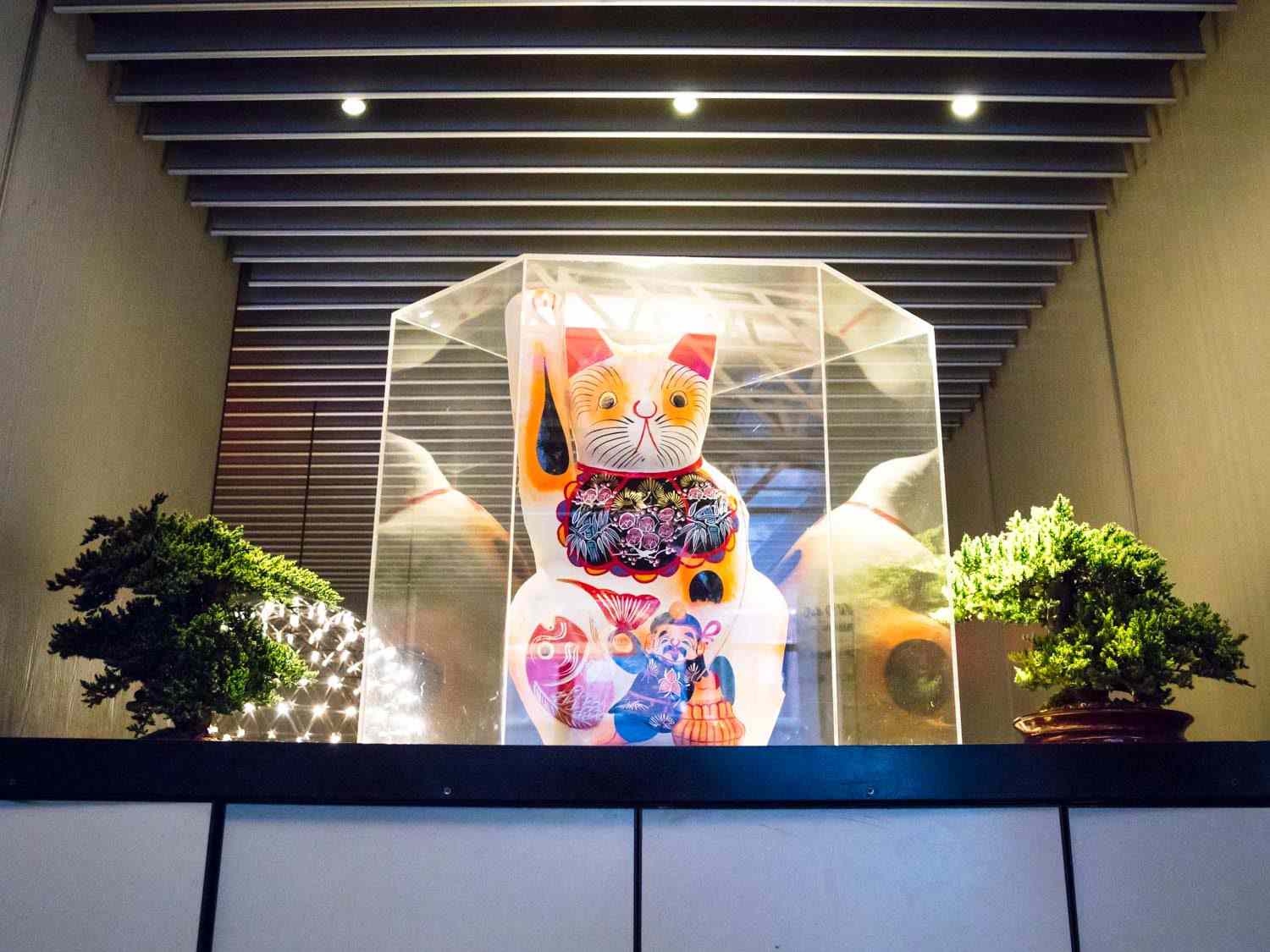 曼哈顿Benihana餐厅的Maneki neko