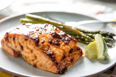 20170420-baked-salmon-harissa-lime-aioli-vicky-wasik-10.jpg