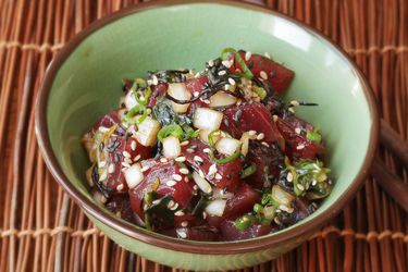 A bowl of tuna poke (Hawaiian raw tuna salad)