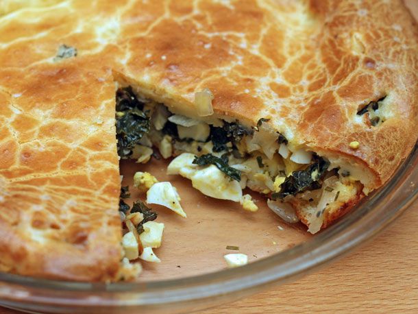 20120131-dt-kale-and-onion-pie.jpg