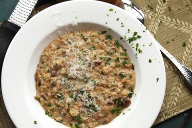 20141103-mushroom-risotto-pressure-cooker-1.jpg