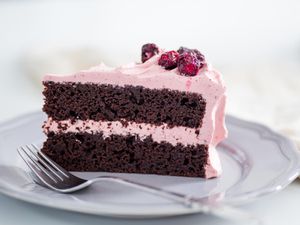 20170127-chocolate-cherry-cake-vicky-wasik-5.jpg