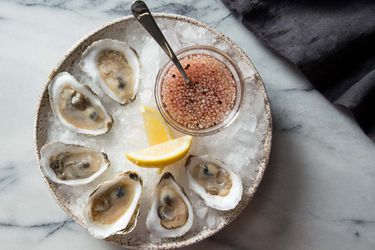 20181115-how-to-serve-oysters-vicky-wasik-19