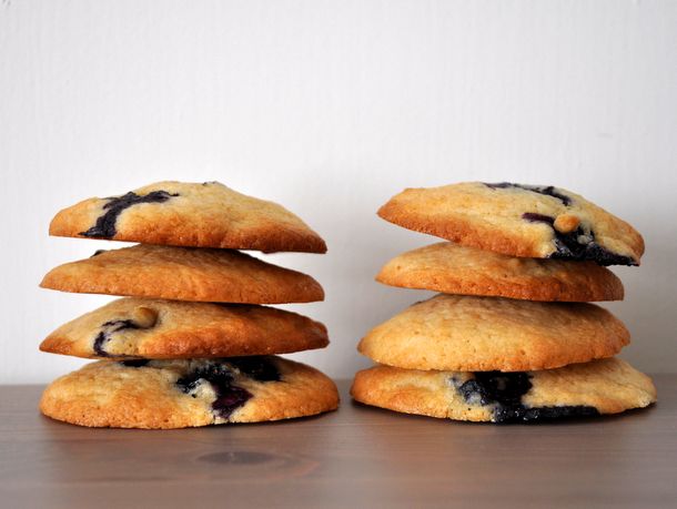 20120725-cookie-monster-best-blueberry-cookies.JPG