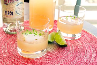 20150224 - piscograpefruitcocktail cocktails1 lepkowski.jpg——伊莱