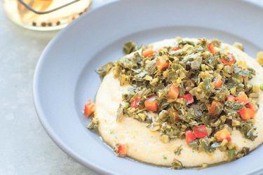 Savory Grits with Slow-Cooked Collard Greens