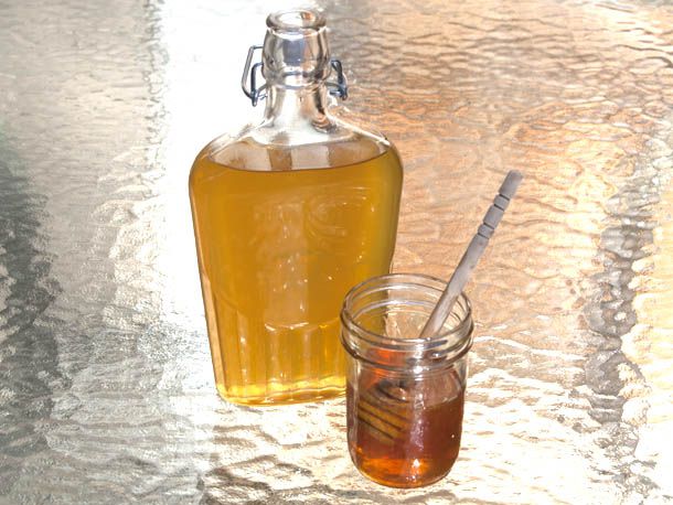 make your own honey liqueur