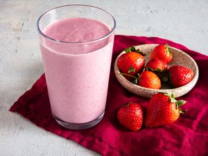 20201202 -草莓奶昔