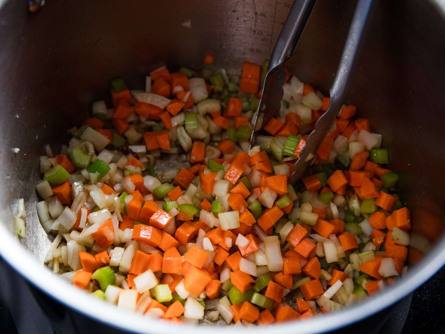 蔬菜汤里的蔬菜。