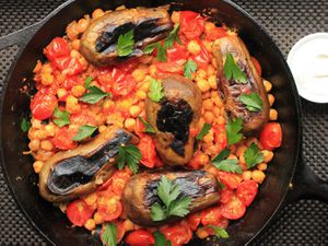 090914 _eggplant_chickpeas_yasmin_fahr5.jpg