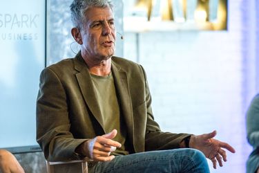 20180609-anthony-bourdain-stock_photo_world_Shutterstockdotcom