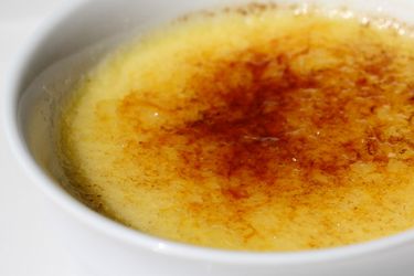 20100830 cremebrulee610.jpggydF4y2Ba