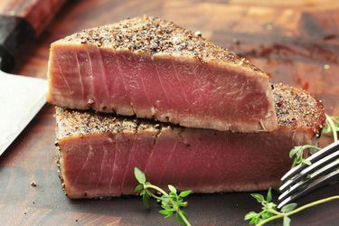 20160827-sous-vide-tuna-41.jpg