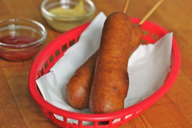 20110823 - 166863 - gftues corndogs.jpg