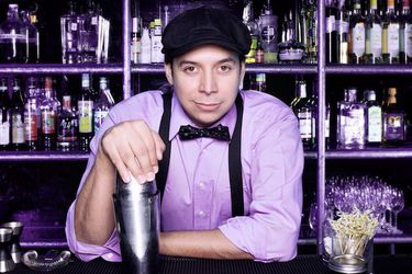 20131107-bartender-jeret-pena.jpg