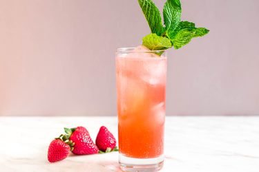 20170607-summer-vodka-recipes-roundup-04.jpg