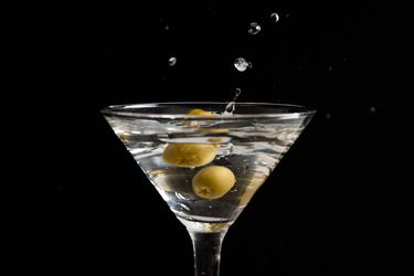 20160321 -filthy-martinis-vicky-wasik-2-2.jpg