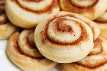 homemade cinnamon buns