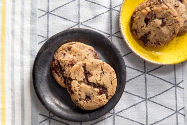 20180529-vegan-chocolate-chip-cookies-vicky-wasik-24