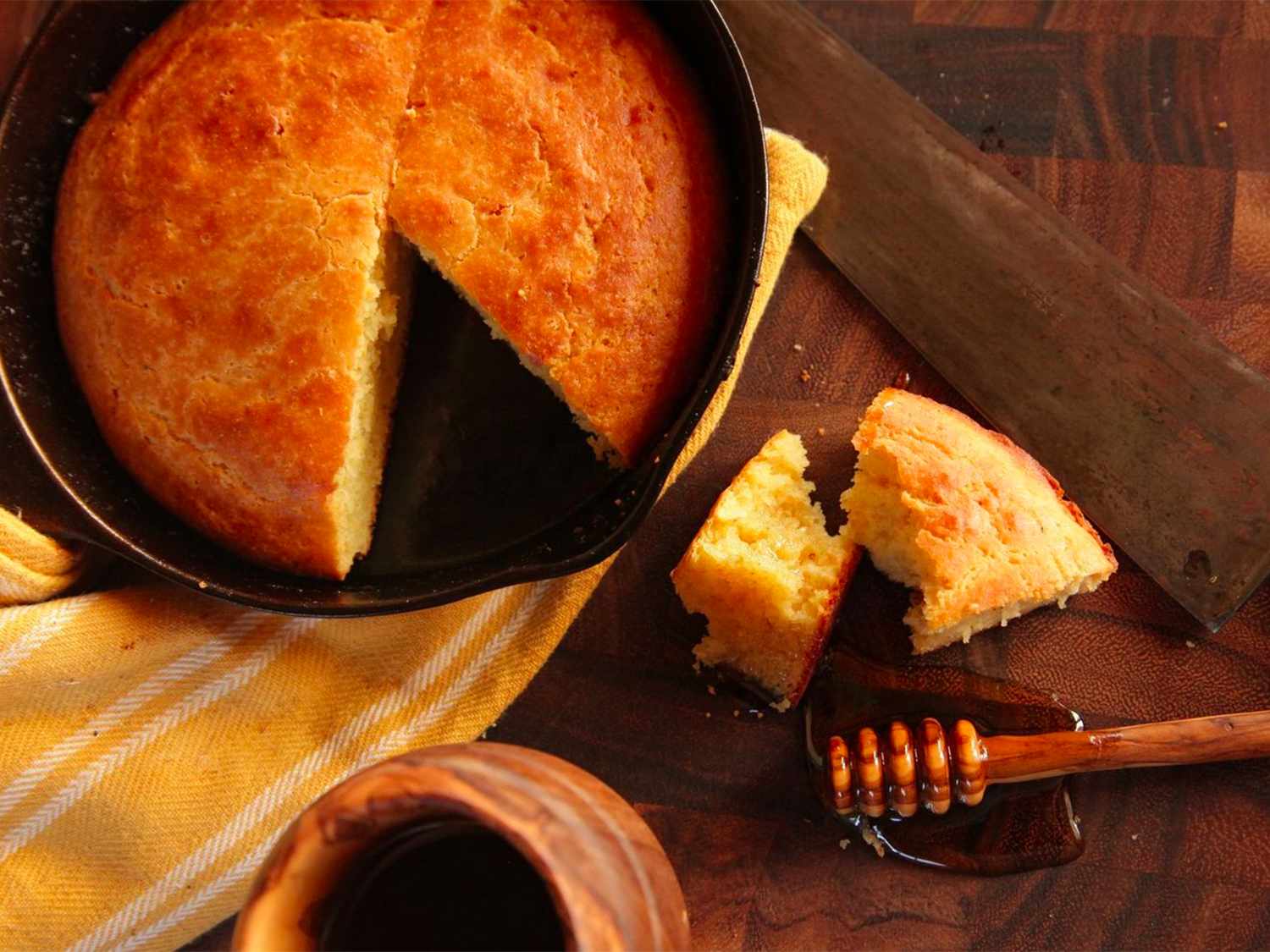 201501-brown-butter-cornbread-kenji-lopez-alt.jpg