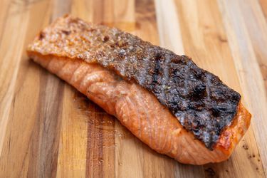 20190620-grilled-salmon-vicky-wasik-8