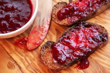 20150623-plum-jam-recipe-primary-02.jpg