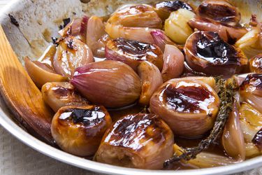 Caramelized pan-roasted tender shallots