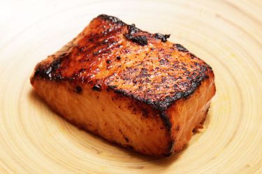 20120625-miso-glazed-salmon-7.jpg