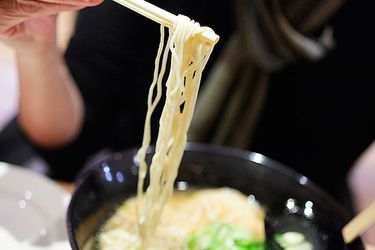 20120215-jin-ramen-harlem-6.jpg