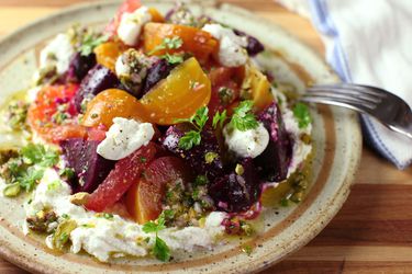 20170131-beet-pistachio-ricotta-citrus-salad-10.jpg