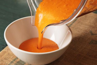 20151209-blender-tomato-soup-recipe-1.jpg