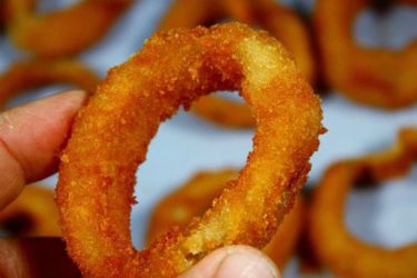 20120417-201803-onion-ring-roundup-primary2.jpg