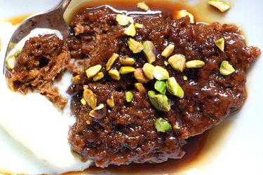 sticky toffee pudding