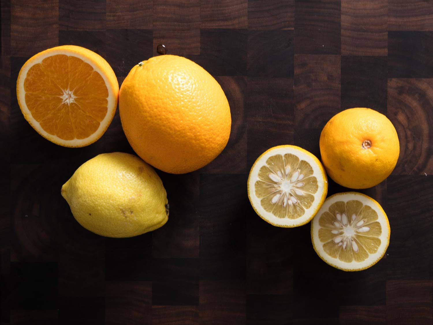 比较传统的苦橙和柠檬脐橙的组合
